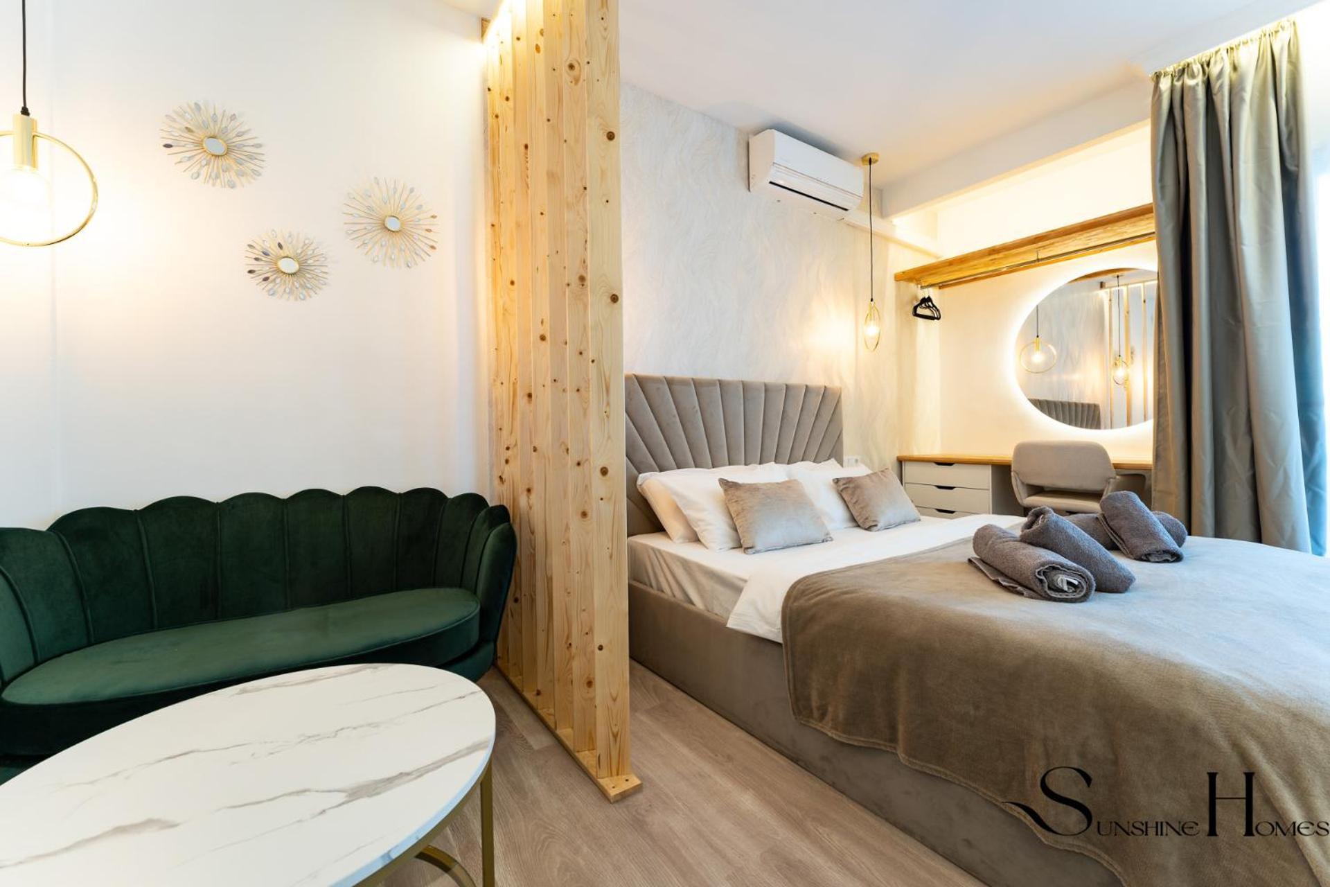 Seaview Beachfront Studio With Aqua Park & Balcony Benalmádena Eksteriør billede